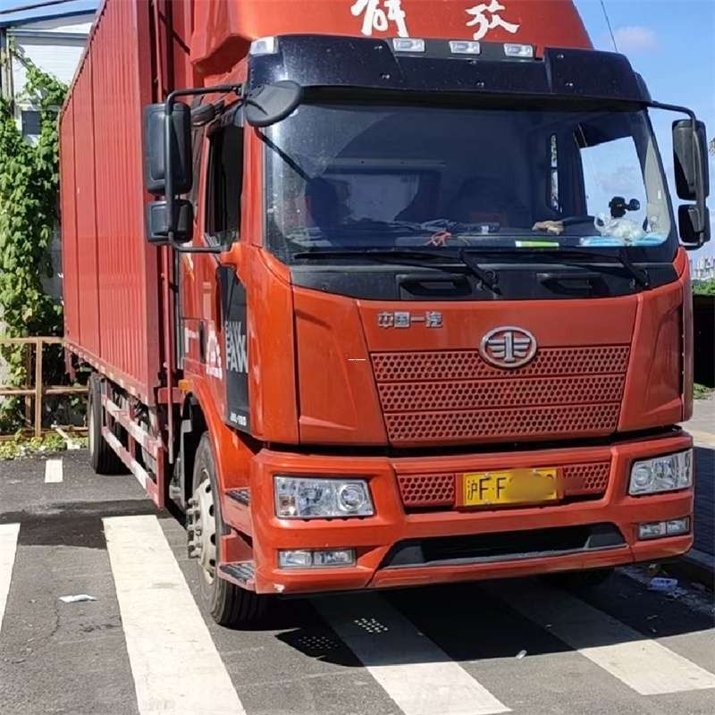 固原市罗平县进仓物流：专线直达的多元货运之旅